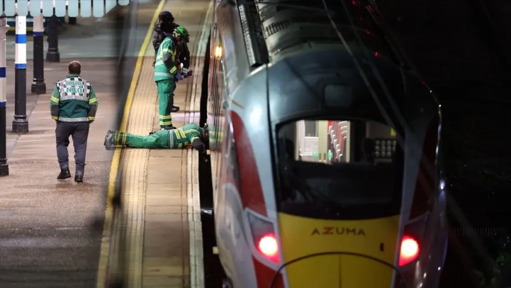 Anh bắt giữ hai nghi phạm tấn công bằng dao trên tàu hỏa